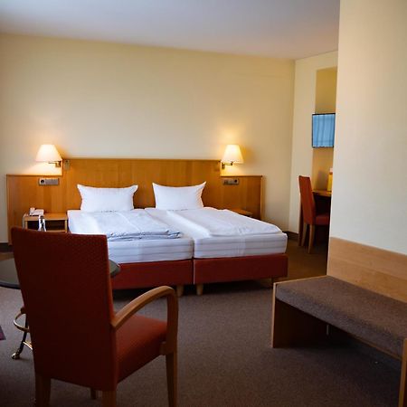 Hotel Sonne Eintracht Kg อเคิร์น ภายนอก รูปภาพ