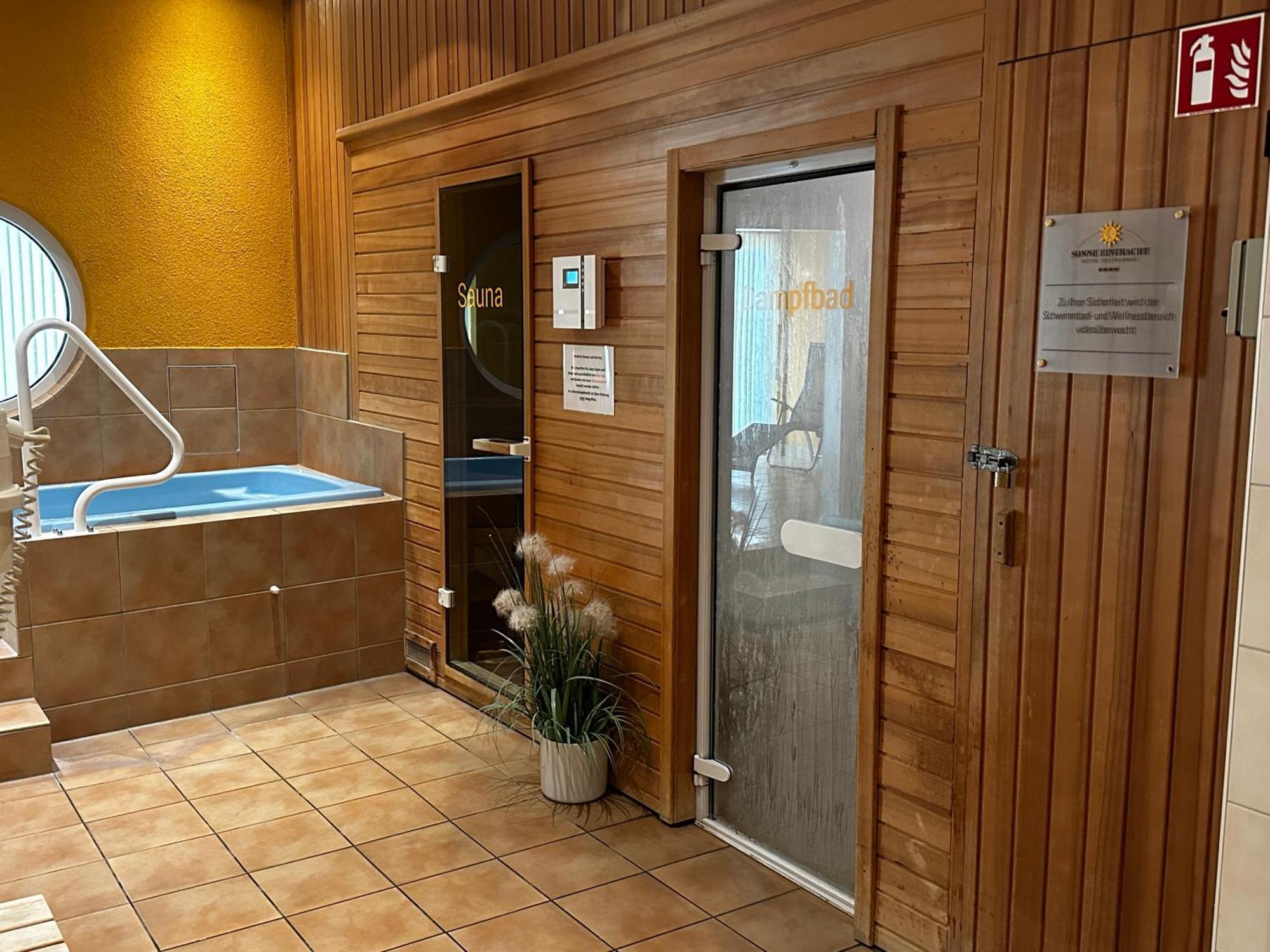 Hotel Sonne Eintracht Kg อเคิร์น ภายนอก รูปภาพ